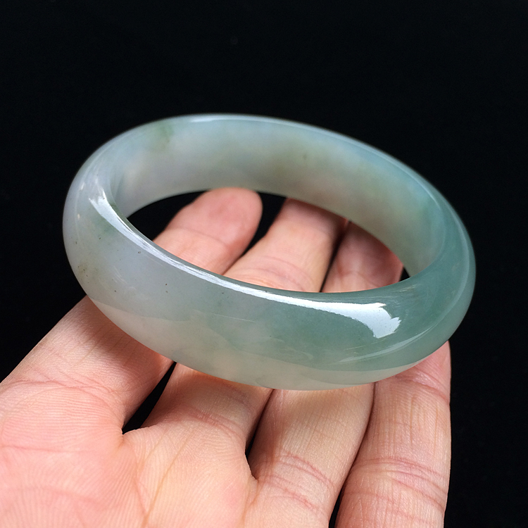 (超值推荐)冰种晴水飘花手镯（56.8mm）