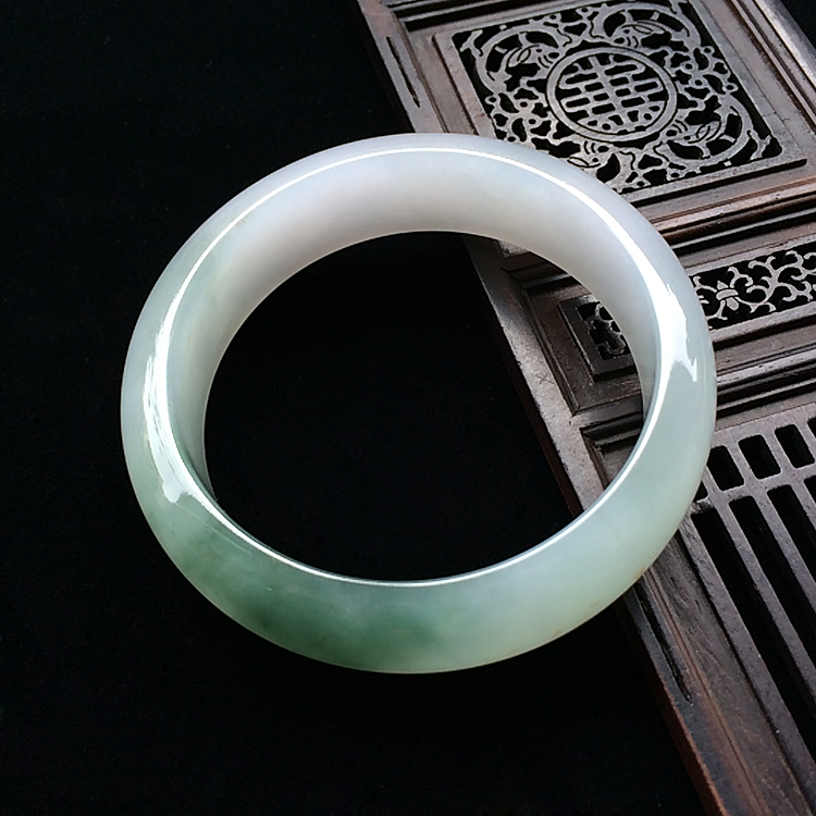 (超值推荐)冰种晴水飘花手镯（54.5mm）