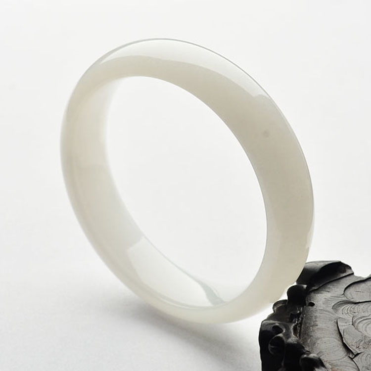 糯冰种白色手镯（57.7mm）