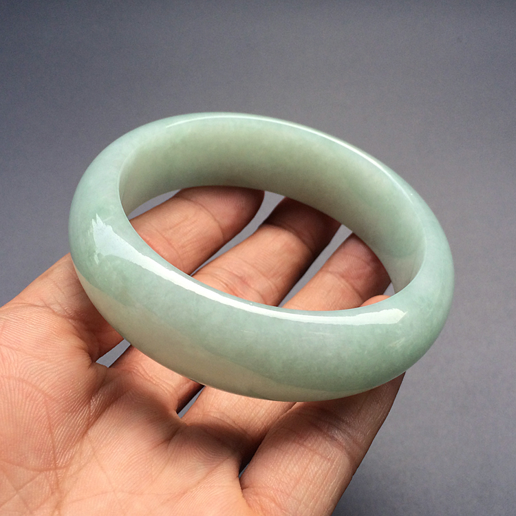 （超值推荐）糯冰种豆色手镯（59mm）
