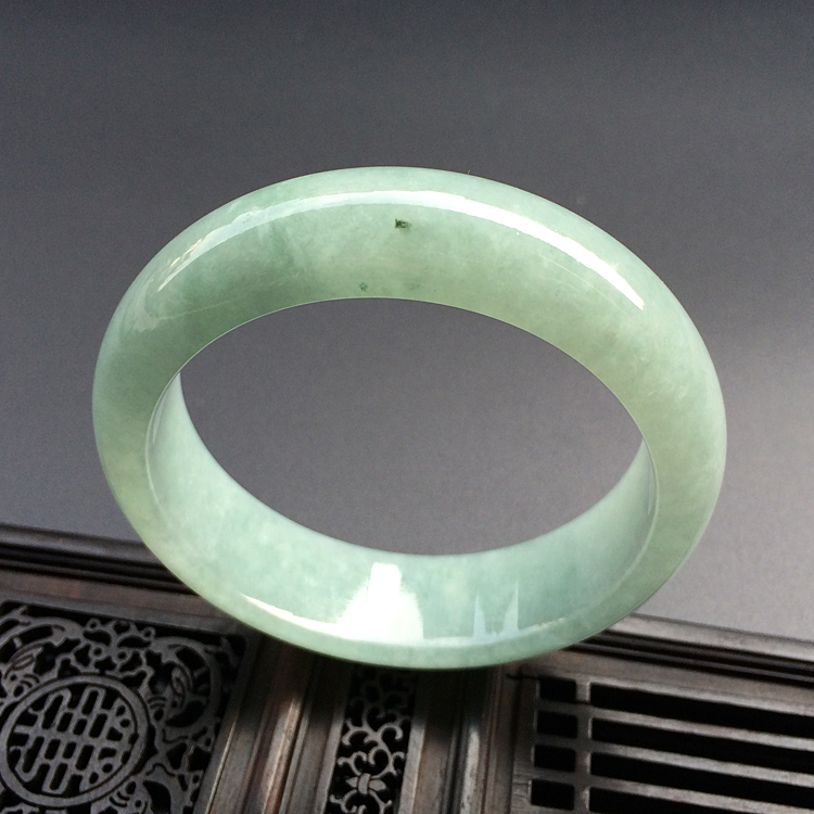 （超值推荐）糯冰种豆色手镯（58.2mm）