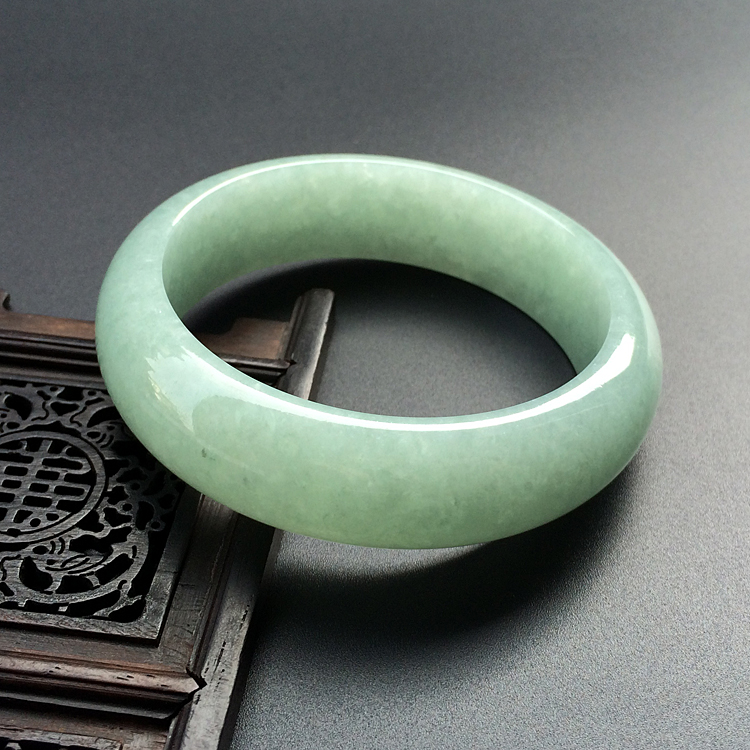 （超值推荐）糯冰种豆色手镯（59mm）