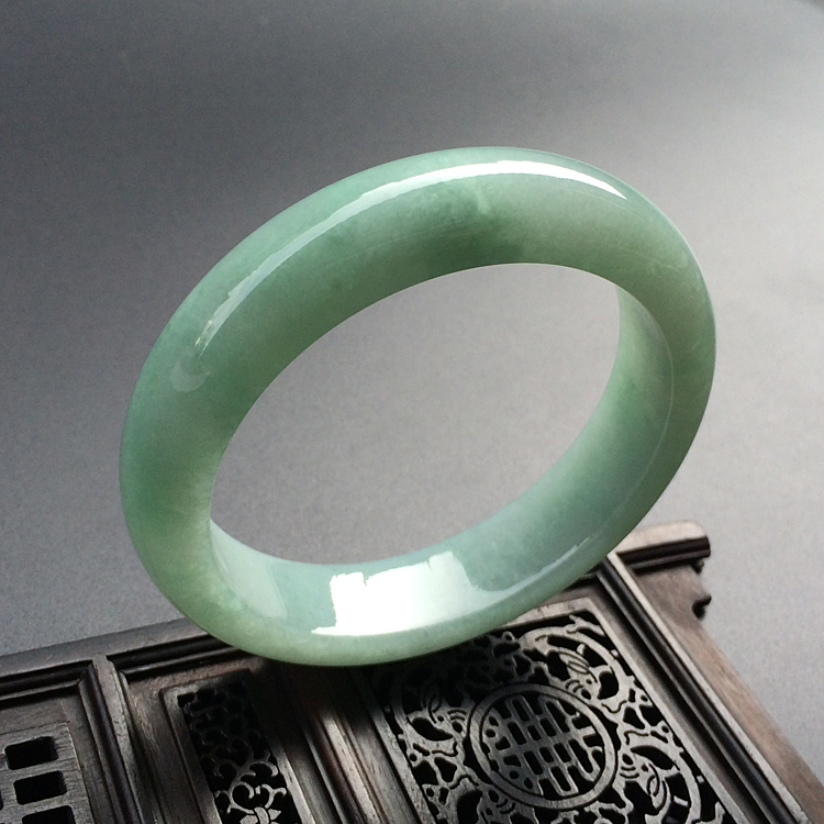 （超值推荐）糯冰种豆色手镯（57.2mm）