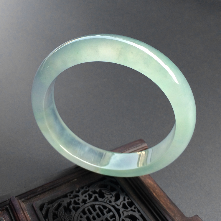 (超值推荐)冰种晴水手镯（53.6mm）
