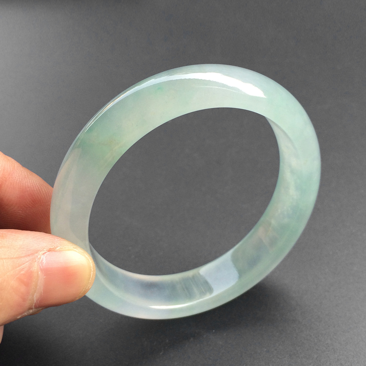 (超值推荐)冰种晴水手镯（53.6mm）