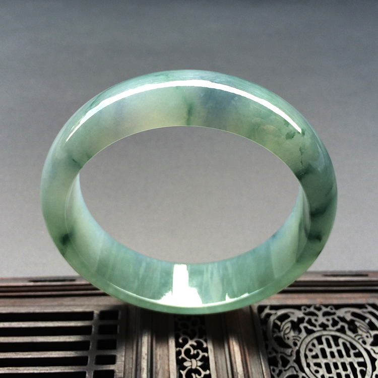 (超值推荐)冰种紫罗兰飘花手镯（58.8mm）