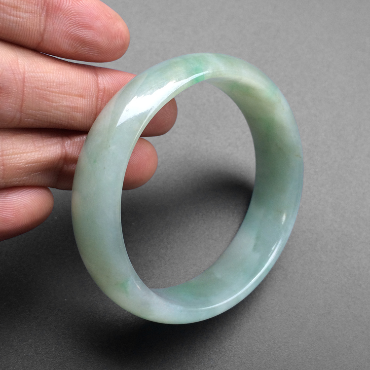糯冰种飘花贵妃镯（54.5mm-48.7mm）