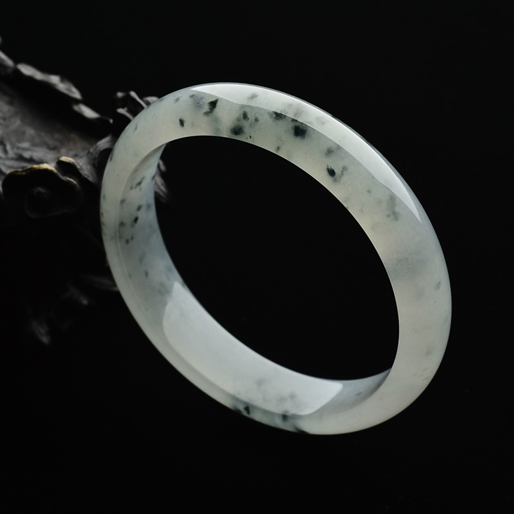 (超值推荐)冰种飘花手镯（58.2mm）