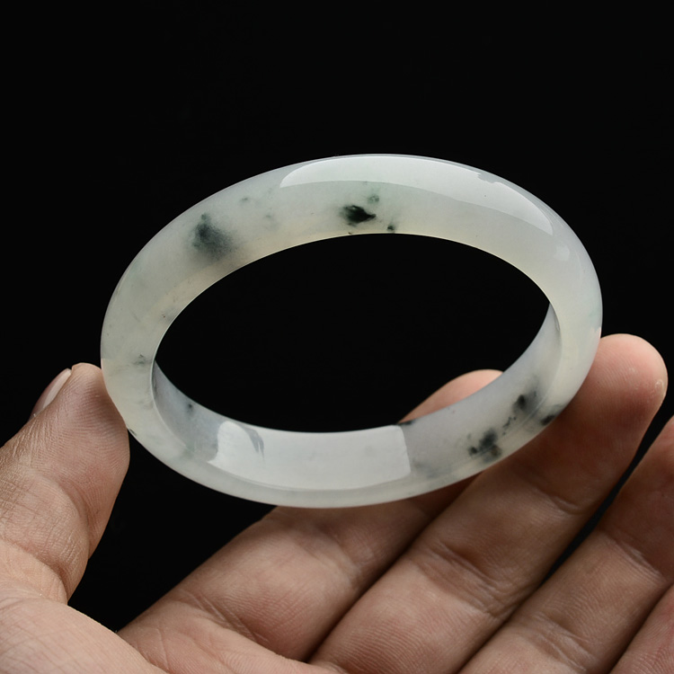 (超值推荐)冰种飘花手镯（56.4mm）