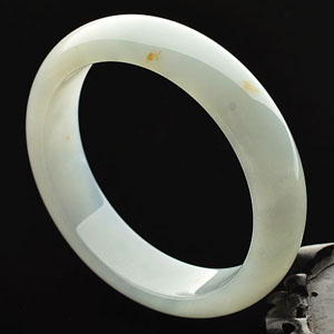 糯冰种晴水略飘黄翡手镯(57.4mm)