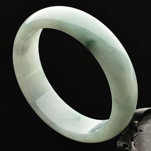 糯冰种晴水手镯(57.6mm)