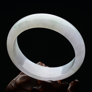 糯冰种淡春带彩手镯（59.5mm）