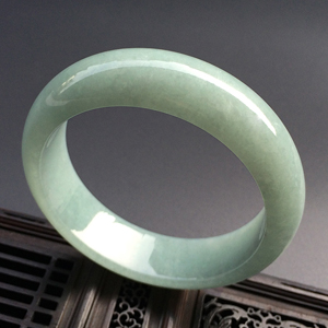 （超值推荐）糯冰种豆色手镯（58.2mm）