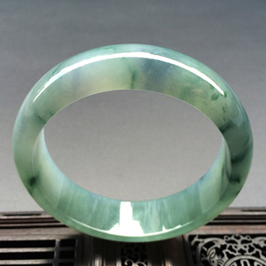 (超值推荐)冰种紫罗兰飘花手镯（58.8mm）