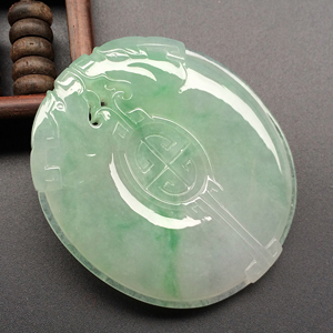 (超值推荐)糯冰种飘翠双龙如意挂件