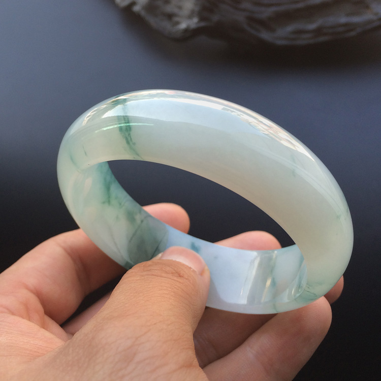 (超值推荐)冰种飘花手镯（57.2mm）