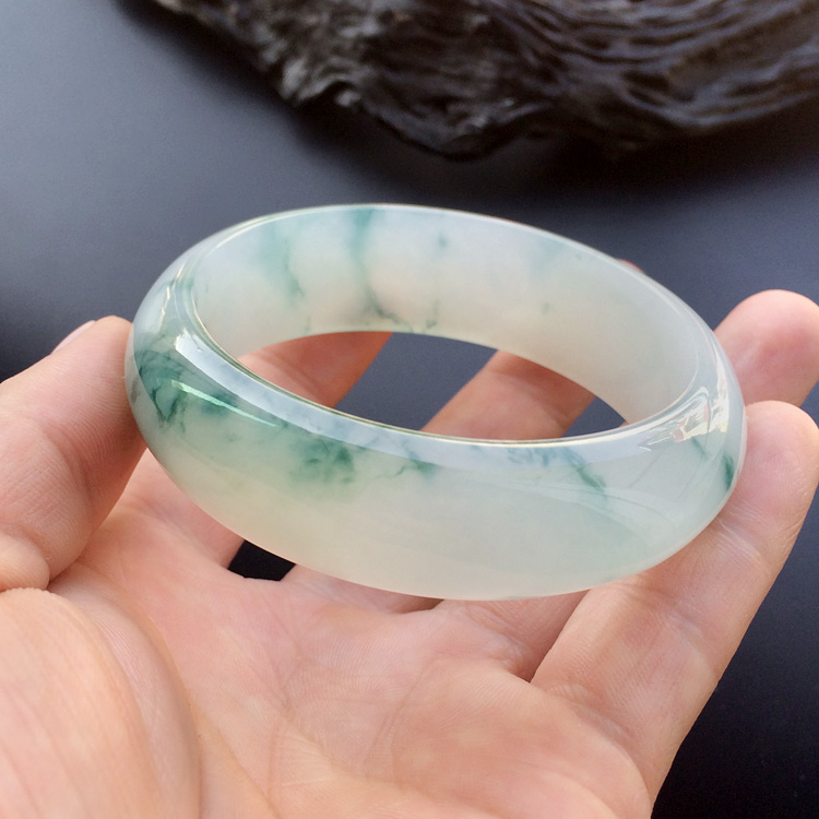 (超值推荐)冰种飘花手镯（57.2mm）