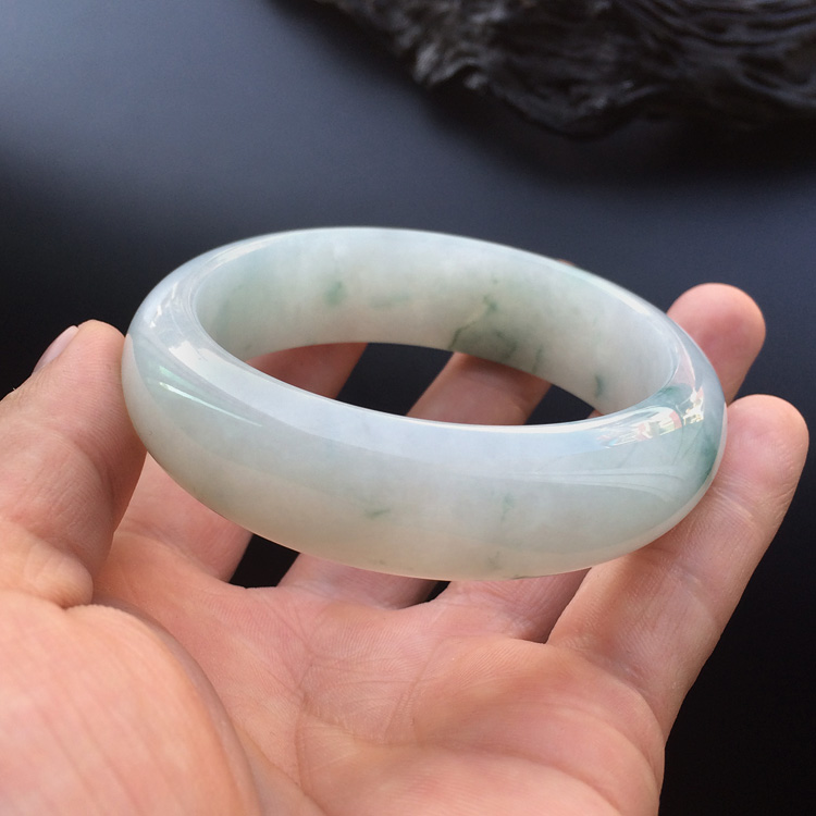 (超值推荐)糯冰种飘花手镯（57.5mm）