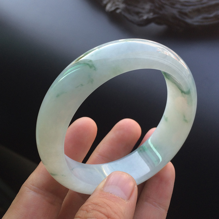 (超值推荐)糯冰种飘花手镯（57.5mm）