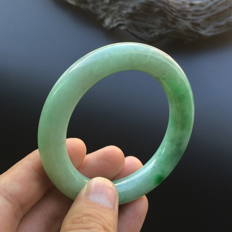 糯冰种飘翠圆条手镯（51.3mm）