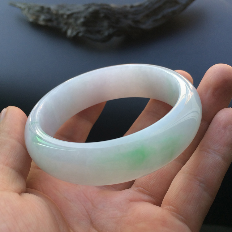 糯冰种春带彩手镯(56.5mm)