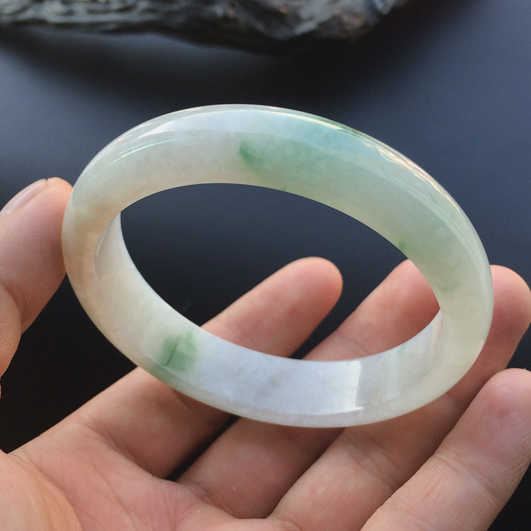 糯冰种飘花手镯（57.9mm）