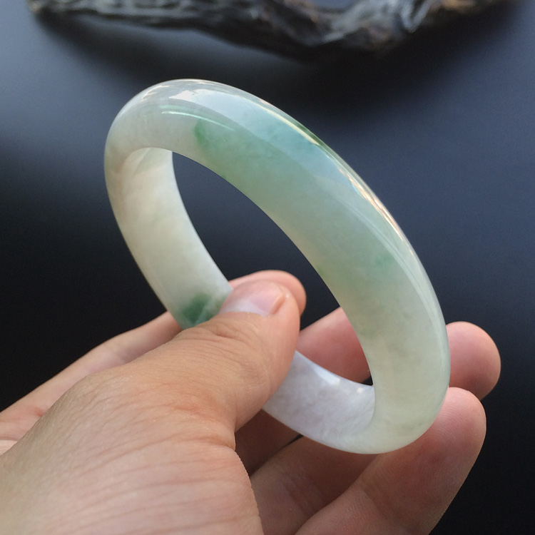 糯冰种飘花手镯（57.9mm）