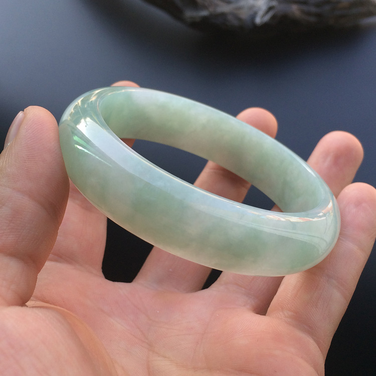 糯冰种晴水手镯（58.9mm）