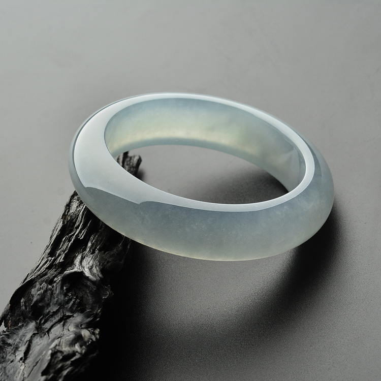 冰种晴水手镯（56.7mm）