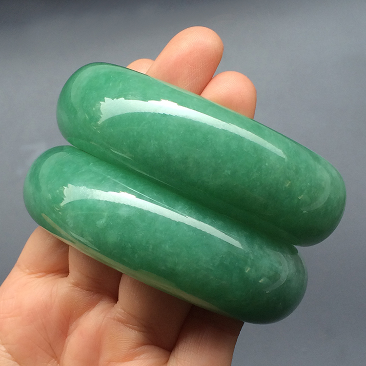 糯冰种翠色手镯（56.8mm）(单价)