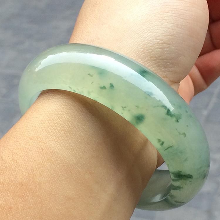 （超值推荐）冰玻种飘花手镯（58.8mm）