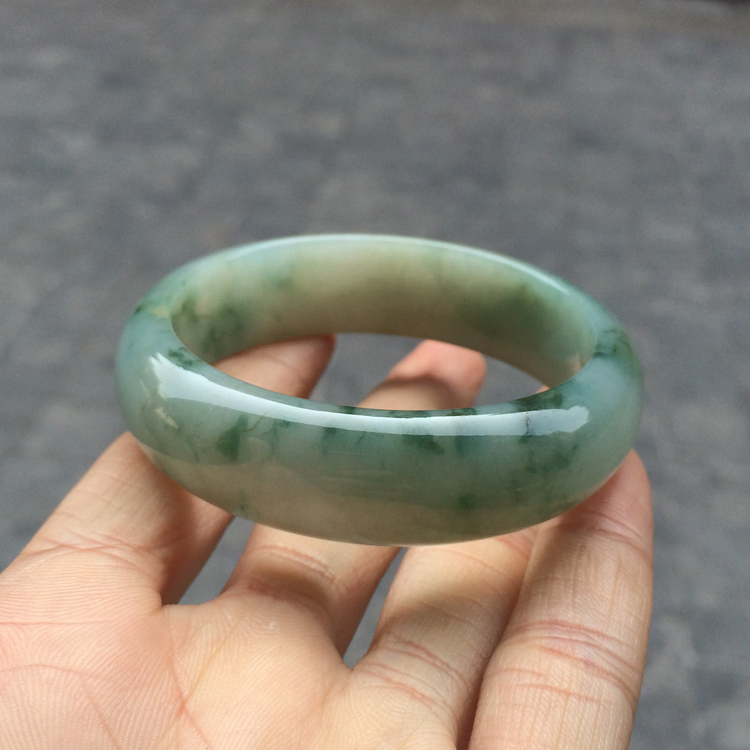 (超值推荐)糯冰种飘花手镯（52.8mm）