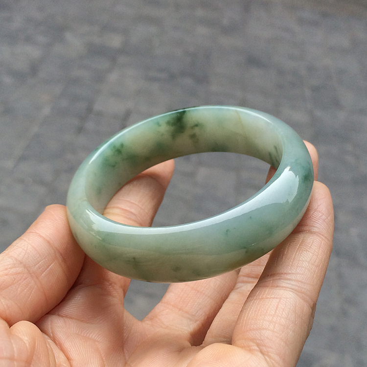 (超值推荐)糯冰种飘花手镯（52.8mm）