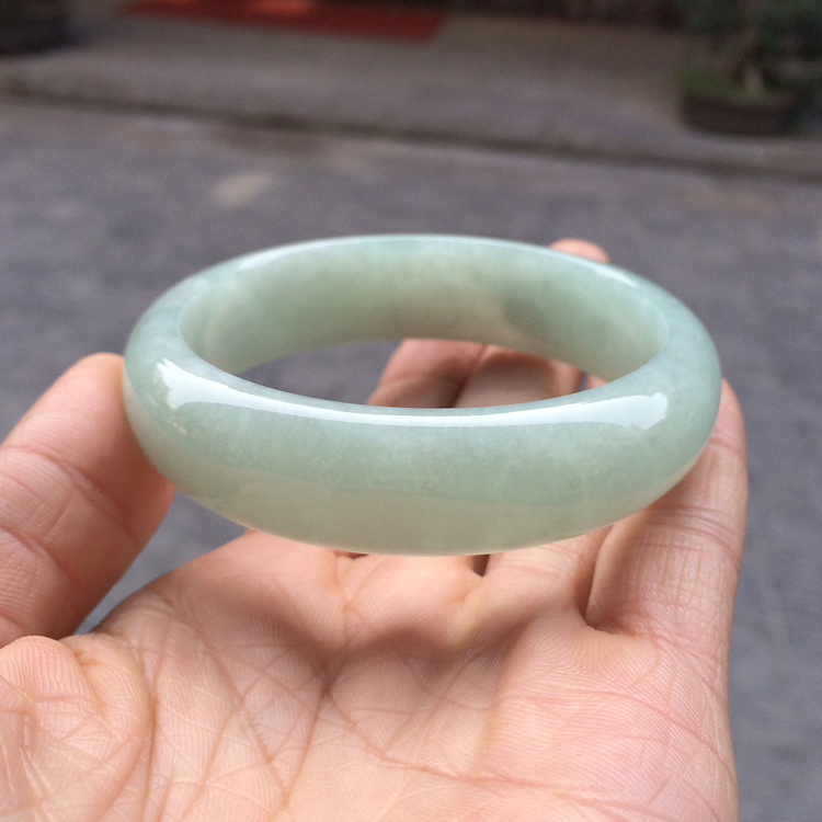 (超值推荐)糯冰种豆色手镯（一批走）