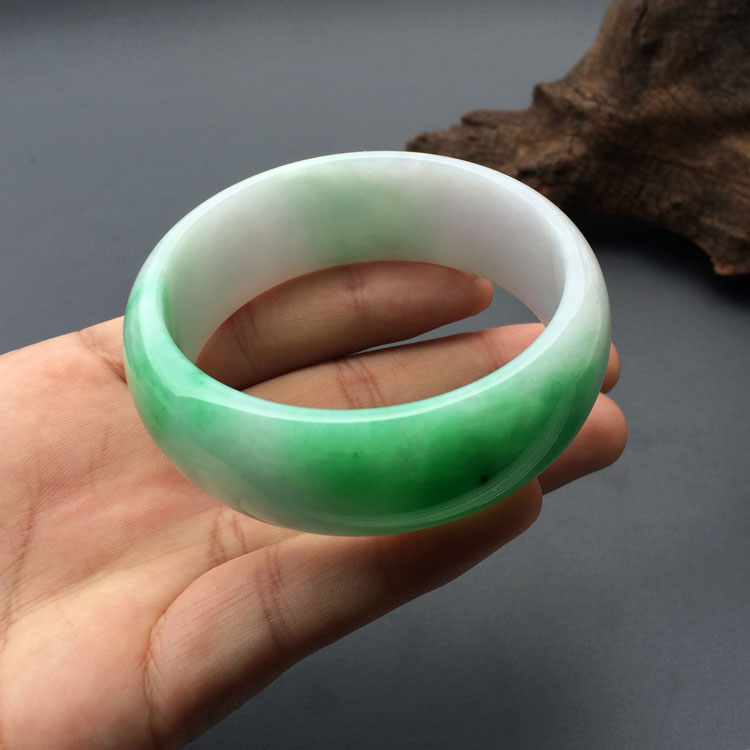 (超值推荐)糯冰种翠色手镯（57.1mm）