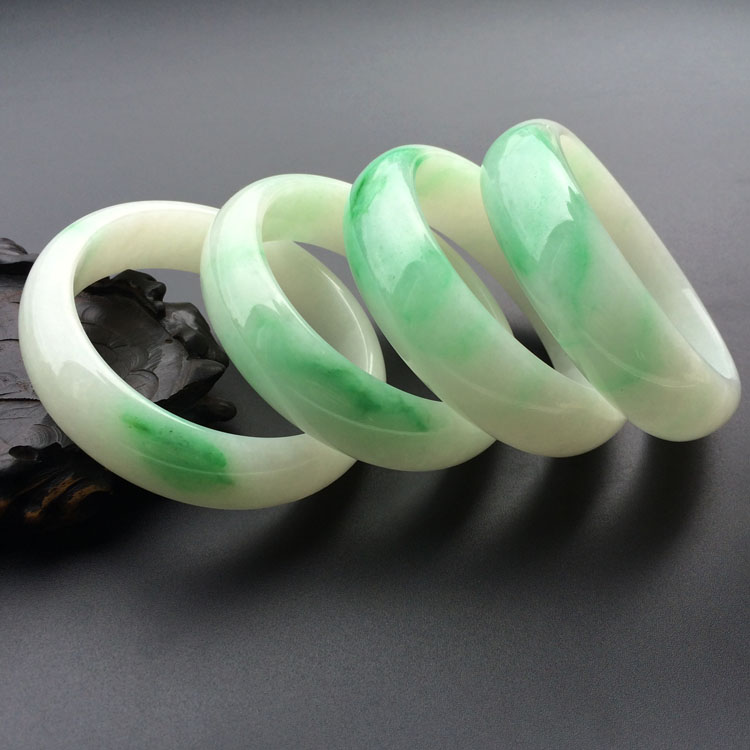 (超值推荐)糯冰种飘翠手镯（一批走）（59.5mm/57.8mm/58.5mm/58.6mm）