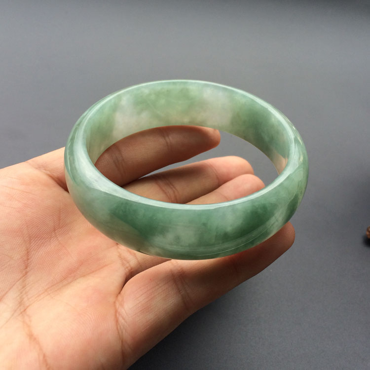 糯冰种晴水手镯（61.4mm）