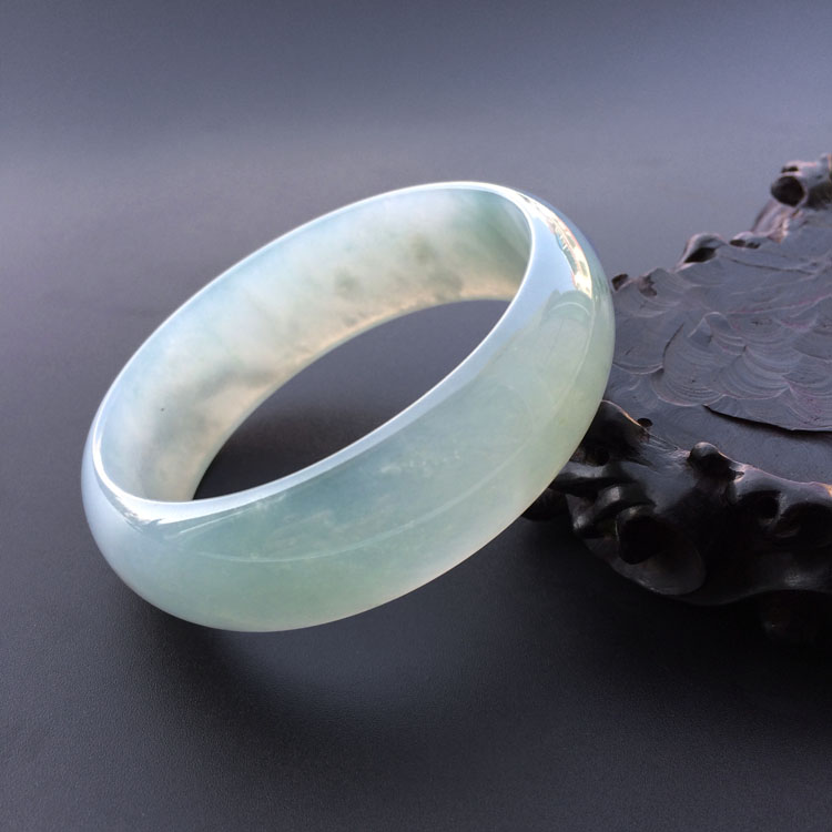 (超值推荐)冰种晴水贵妃镯（55.1mm-49.3mm）