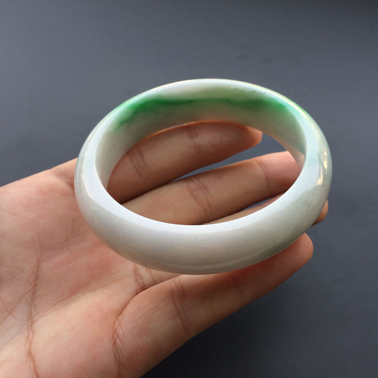 糯冰种飘翠手镯（58.3mm）