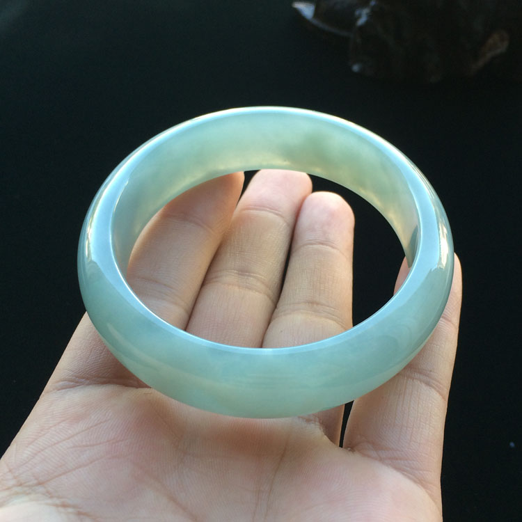 糯冰种晴水手镯（59.7mm）