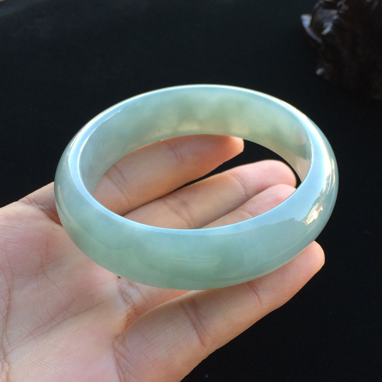 糯冰种晴水手镯（59.7mm）