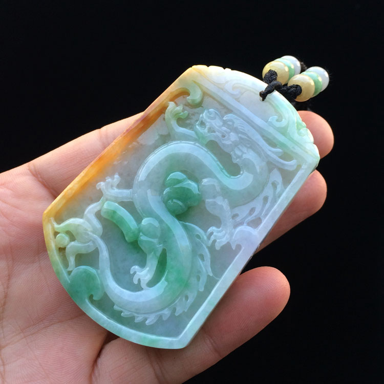 糯冰种黄加绿龙凤牌挂件
