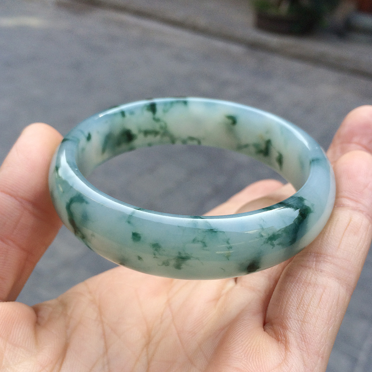 (超值推荐)冰种飘花手镯（一批）
