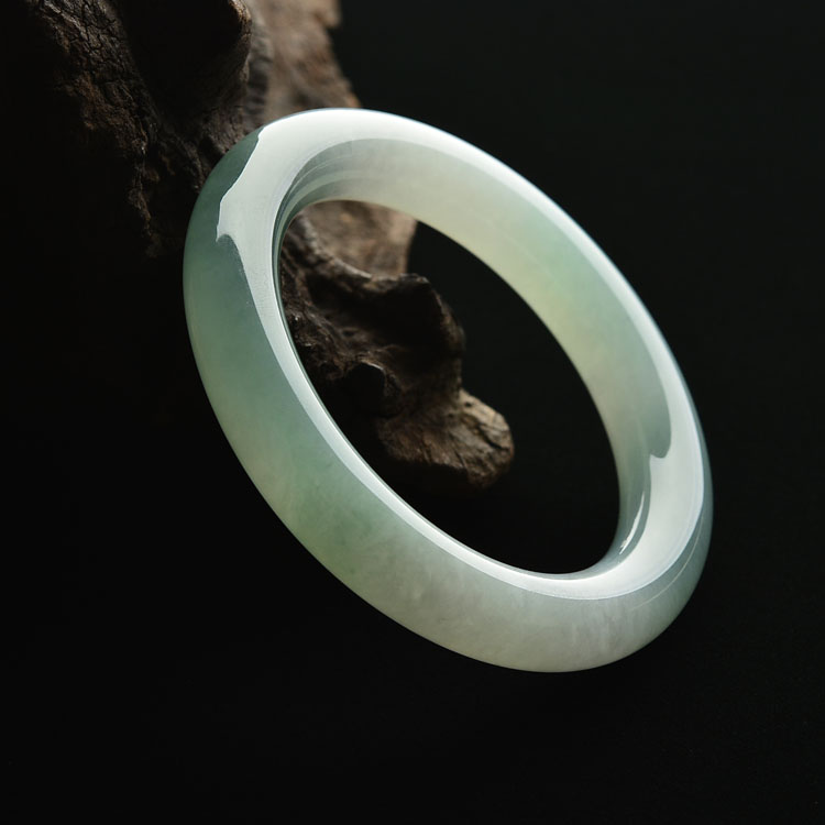 糯冰种晴水圆条手镯（56.5mm）