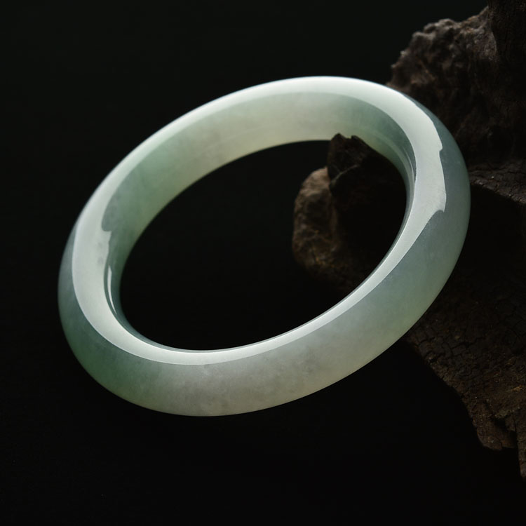 糯冰种晴水圆条手镯（56.5mm）