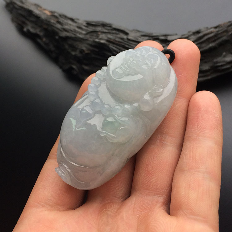 糯冰种淡晴水站佛挂件/手玩件