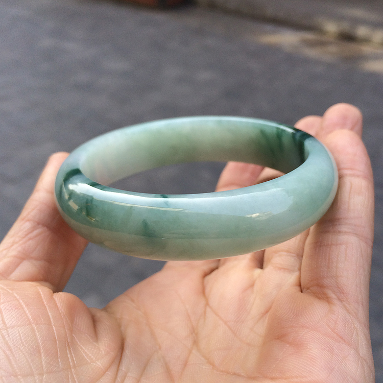 (超值推荐)糯冰种飘花手镯（一批）
