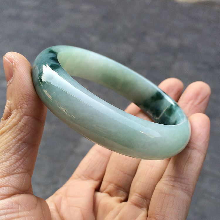 (超值推荐)糯冰种飘花手镯（一批）