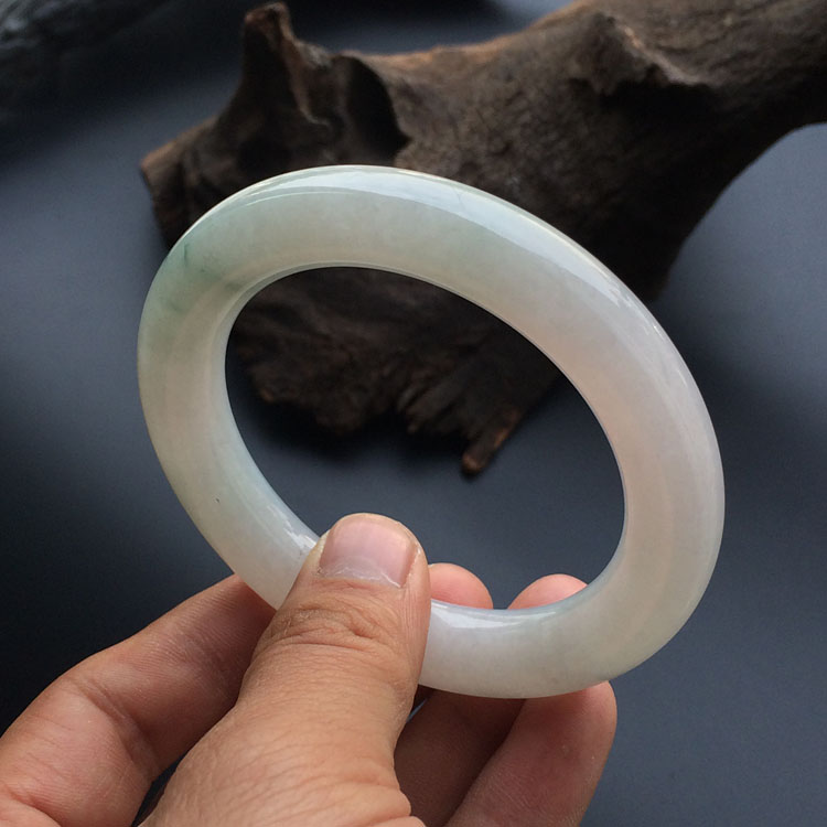 糯冰种飘花圆条手镯（56.1mm）