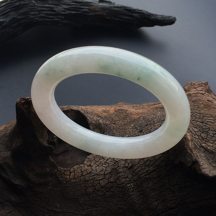 糯冰种飘花圆条手镯（56.1mm）